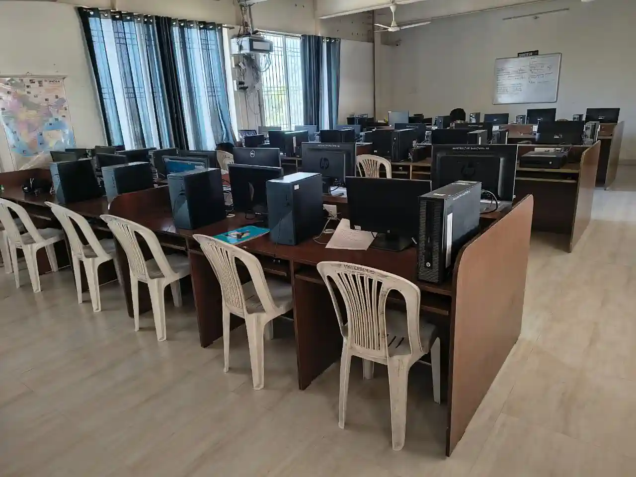 Students in arts class